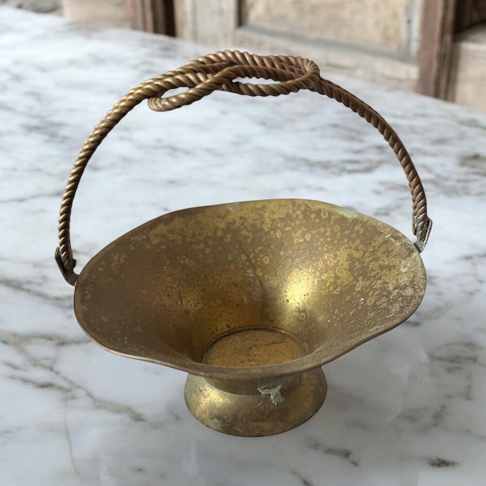 CENTURY Brass Offering Dish with Rope Handle Crafted in India FAST SHIP 1736-36